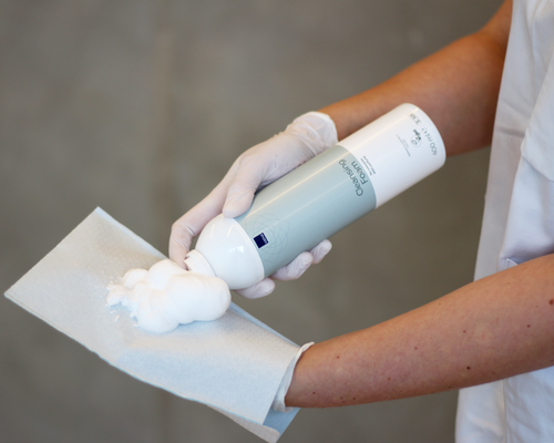ABENA Cleansing foam on wash glove